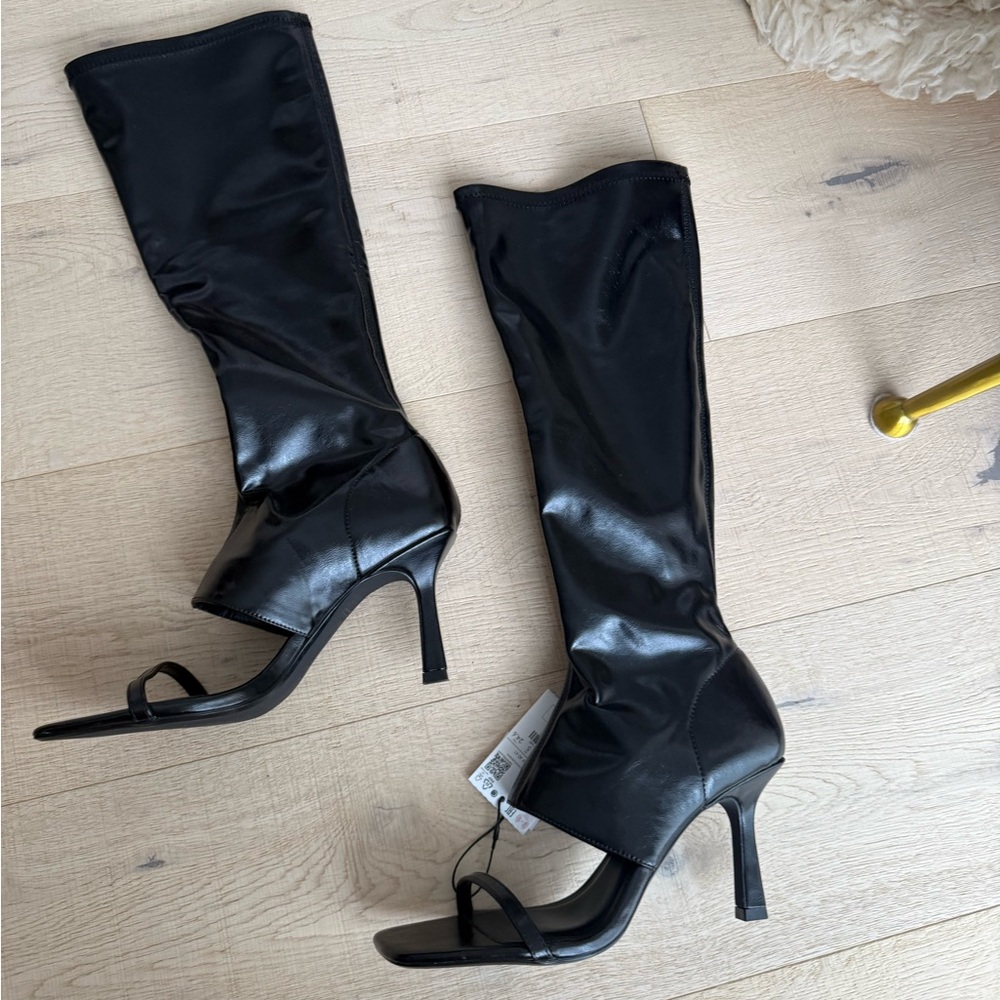 NEW Bershka Black Heeled Boots